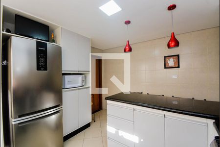 Casa à venda com 127m², 2 quartos e 2 vagas Casa à venda com 127m², 2 quartos e 2 vagasCozinha