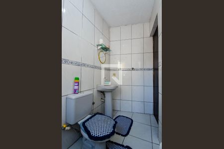 Casa à venda com 127m², 2 quartos e 2 vagas Casa à venda com 127m², 2 quartos e 2 vagasBanheiro de Serviço