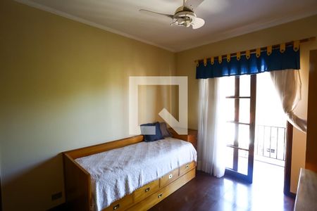 Casa à venda com 384m², 4 quartos e 3 vagas Casa à venda com 384m², 4 quartos e 3 vagasQuarto 2