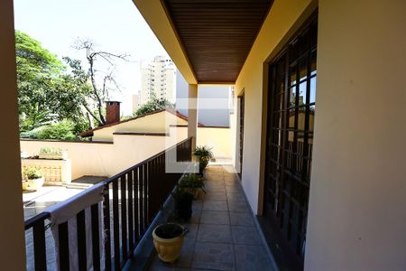 Casa à venda com 384m², 4 quartos e 3 vagas Casa à venda com 384m², 4 quartos e 3 vagasÁrea Externa