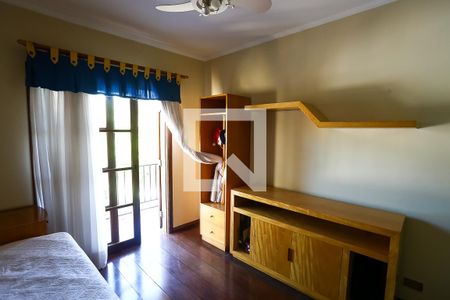 Casa à venda com 384m², 4 quartos e 3 vagas Casa à venda com 384m², 4 quartos e 3 vagasQuarto 2