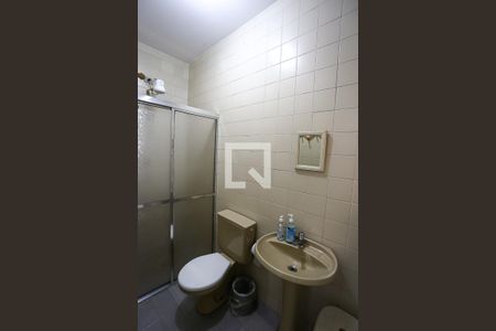 Casa à venda com 384m², 4 quartos e 3 vagas Casa à venda com 384m², 4 quartos e 3 vagasÁrea de Serviço