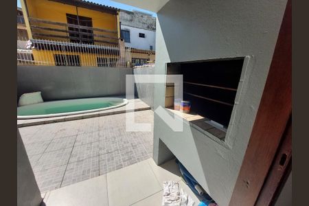 Casa à venda com 105m², 3 quartos e 3 vagas Casa à venda com 105m², 3 quartos e 3 vagasÁrea comum