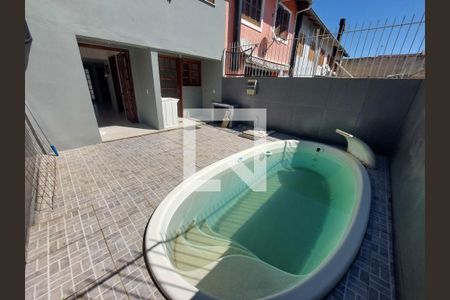 Casa à venda com 105m², 3 quartos e 3 vagas Casa à venda com 105m², 3 quartos e 3 vagasÁrea comum