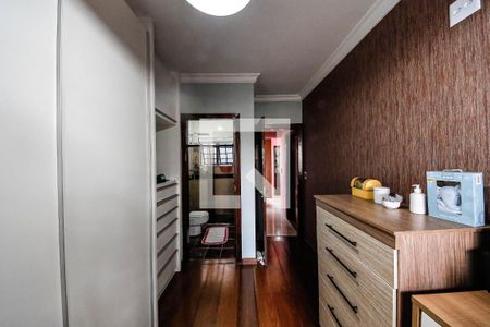 Casa à venda com 390m², 4 quartos e 5 vagasSuite 3