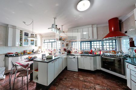 Casa à venda com 390m², 4 quartos e 5 vagasCozinha