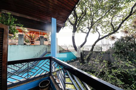 Casa à venda com 390m², 4 quartos e 5 vagasVaranda Suite 4