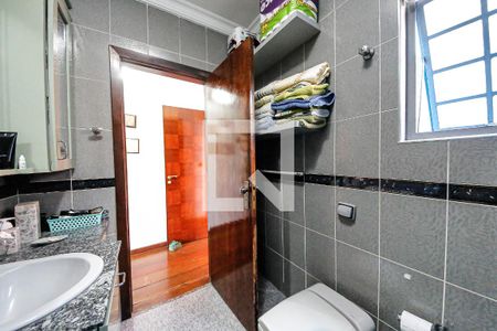Casa à venda com 390m², 4 quartos e 5 vagasBanheiro  Suite