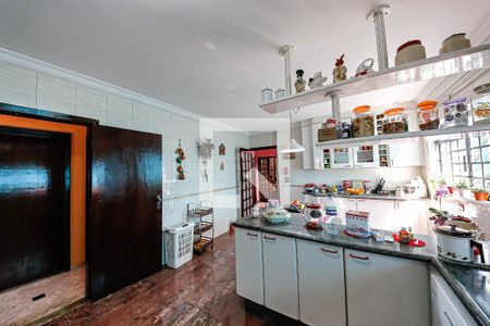 Casa à venda com 390m², 4 quartos e 5 vagasCozinha