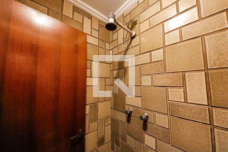 Casa à venda com 390m², 4 quartos e 5 vagasBanheiro 3