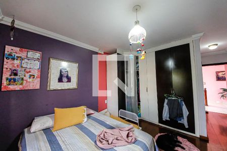 Casa à venda com 390m², 4 quartos e 5 vagasSuite 2