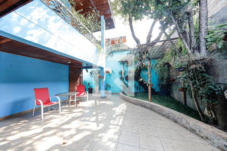 Casa à venda com 390m², 4 quartos e 5 vagasQuintal
