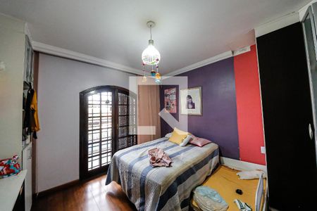 Casa à venda com 390m², 4 quartos e 5 vagasSuite 2