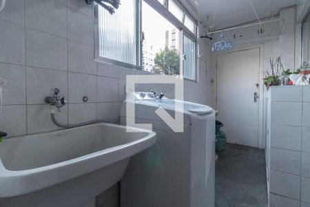 Apartamento à venda com 162m², 3 quartos e 1 vaga Apartamento à venda com 162m², 3 quartos e 1 vagaÁrea de Serviço