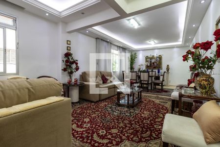 Apartamento à venda com 162m², 3 quartos e 1 vaga Apartamento à venda com 162m², 3 quartos e 1 vagaSala