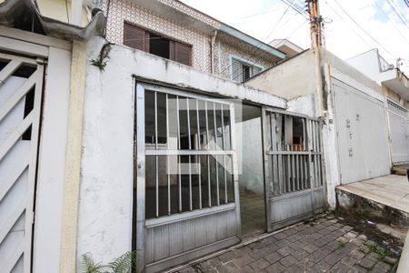 Casa à venda com 80m², 2 quartos e 2 vagas Casa à venda com 80m², 2 quartos e 2 vagasFachada