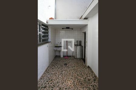 Casa à venda com 80m², 2 quartos e 2 vagas Casa à venda com 80m², 2 quartos e 2 vagasCozinha