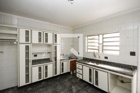 Casa à venda com 80m², 2 quartos e 2 vagas Casa à venda com 80m², 2 quartos e 2 vagasCozinha