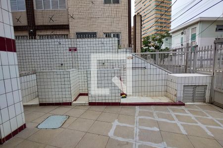 Apartamento para alugar com 42m², 1 quarto e 1 vagaDucha