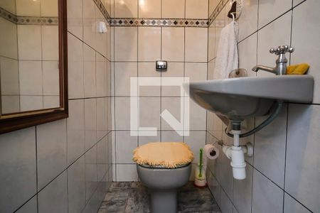 Casa à venda com 98m², 2 quartos e 1 vagaLavabo