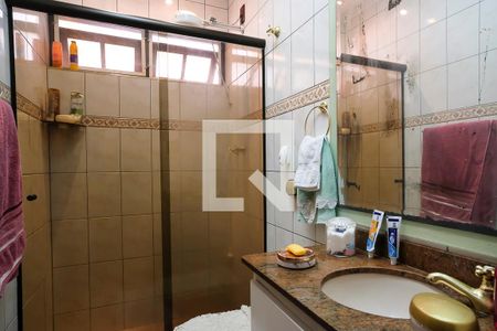 Casa à venda com 98m², 2 quartos e 1 vagaBanheiro 