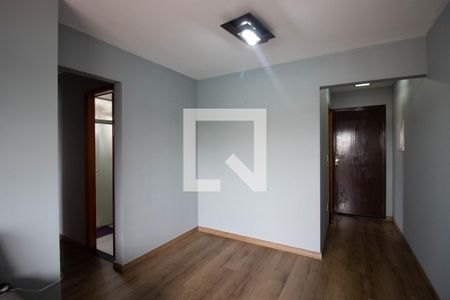 Sala de apartamento à venda com 2 quartos, 55m² em Vila Taquari, São Paulo