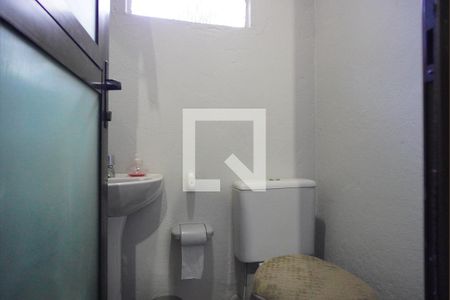Lavabo  de apartamento para alugar com 2 quartos, 64m² em Floresta, Porto Alegre