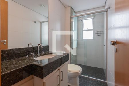 Apartamento à venda com 131m², 4 quartos e 3 vagas Apartamento à venda com 131m², 4 quartos e 3 vagasBanheiro