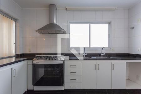 Apartamento à venda com 131m², 4 quartos e 3 vagas Apartamento à venda com 131m², 4 quartos e 3 vagasCozinha