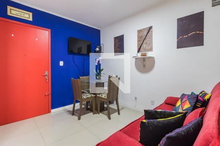 Sala de apartamento para alugar com 1 quarto, 42m² em Vila Ipiranga, Porto Alegre