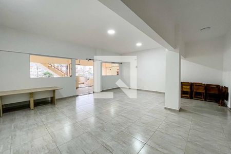 Apartamento à venda com 42m², 2 quartos e 1 vagaÁrea comum