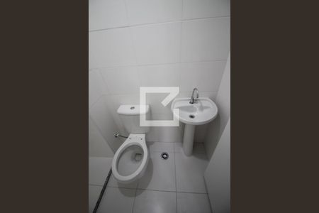 Apartamento para alugar com 33m², 2 quartos e sem vagaBanheiro