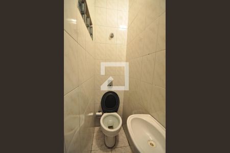 Banheiro de casa à venda com 3 quartos, 82m² em Vila Gustavo, São Paulo