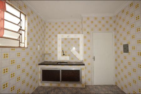 Apartamento à venda com 100m², 2 quartos e 1 vagaCozinha