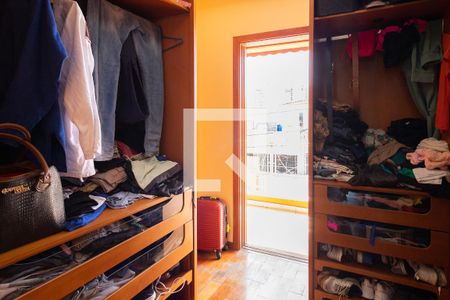 Casa à venda com 168m², 3 quartos e 4 vagas Casa à venda com 168m², 3 quartos e 4 vagasClose da Suíte 3