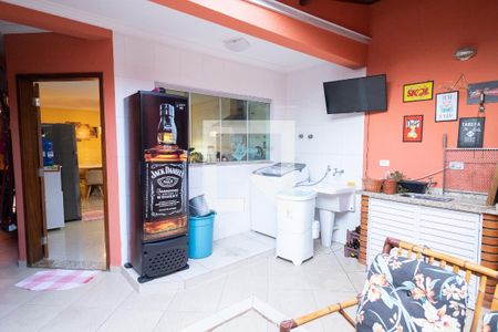 Casa à venda com 168m², 3 quartos e 4 vagas Casa à venda com 168m², 3 quartos e 4 vagasChurrasqueira
