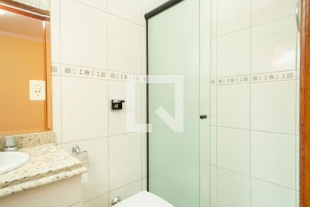 Casa à venda com 168m², 3 quartos e 4 vagas Casa à venda com 168m², 3 quartos e 4 vagasBanheiro da Suíte 2
