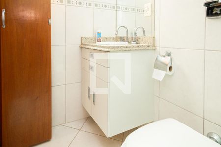 Casa à venda com 168m², 3 quartos e 4 vagas Casa à venda com 168m², 3 quartos e 4 vagasBanheiro da Suíte 2