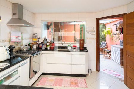 Casa à venda com 168m², 3 quartos e 4 vagas Casa à venda com 168m², 3 quartos e 4 vagasCozinha