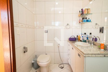 Casa à venda com 168m², 3 quartos e 4 vagas Casa à venda com 168m², 3 quartos e 4 vagasBanheiro da Suíte 3
