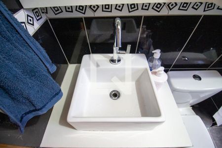 Apartamento à venda com 48m², 2 quartos e 1 vagaBanheiro