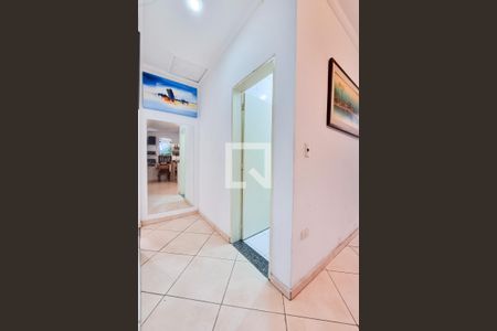 Corredor de casa para alugar com 3 quartos, 130m² em Jardim Topazio, São José dos Campos