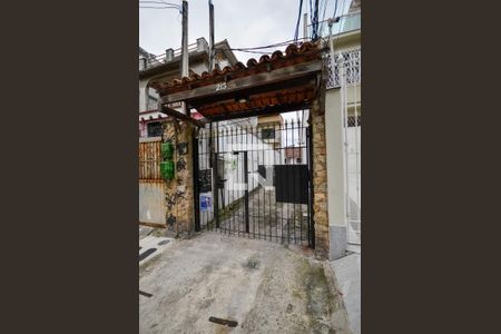 Casa de condomínio à venda com 80m², 2 quartos e 1 vagaFachada