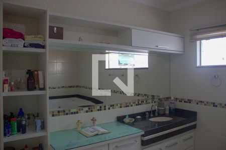 Casa para alugar com 370m², 5 quartos e 3 vagasBanheiro