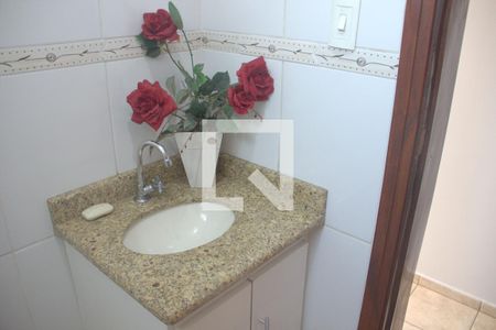 Casa para alugar com 370m², 5 quartos e 3 vagasBanheiro