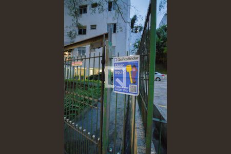 Apartamento à venda com 60m², 2 quartos e 1 vagaFachada - Plaquinha