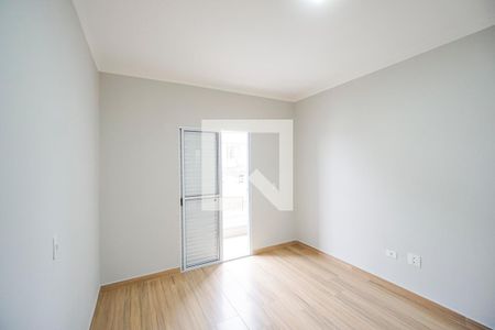 Casa à venda com 106m², 3 quartos e 2 vagasSuíte
