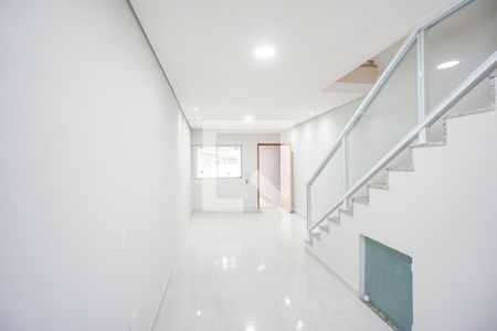 Sala de casa à venda com 3 quartos, 106m² em Vila Santa Isabel, São Paulo