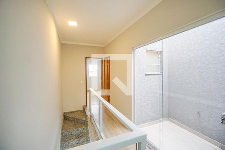 Casa à venda com 106m², 3 quartos e 2 vagasHall da escada