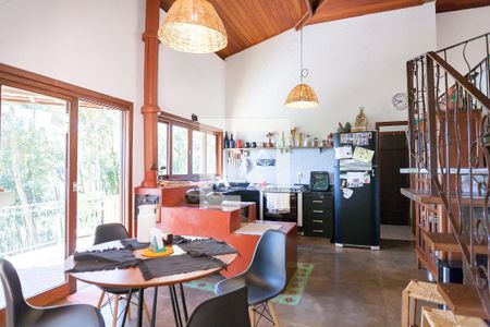 Casa de condomínio à venda com 123m², 1 quarto e 4 vagasCozinha